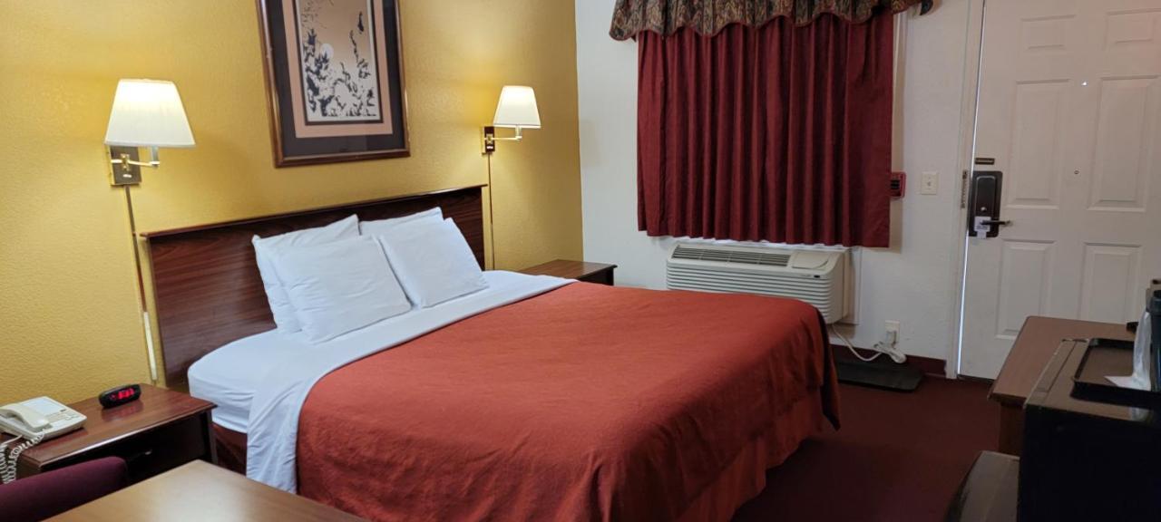Rodeway Inn Goddard Zewnętrze zdjęcie