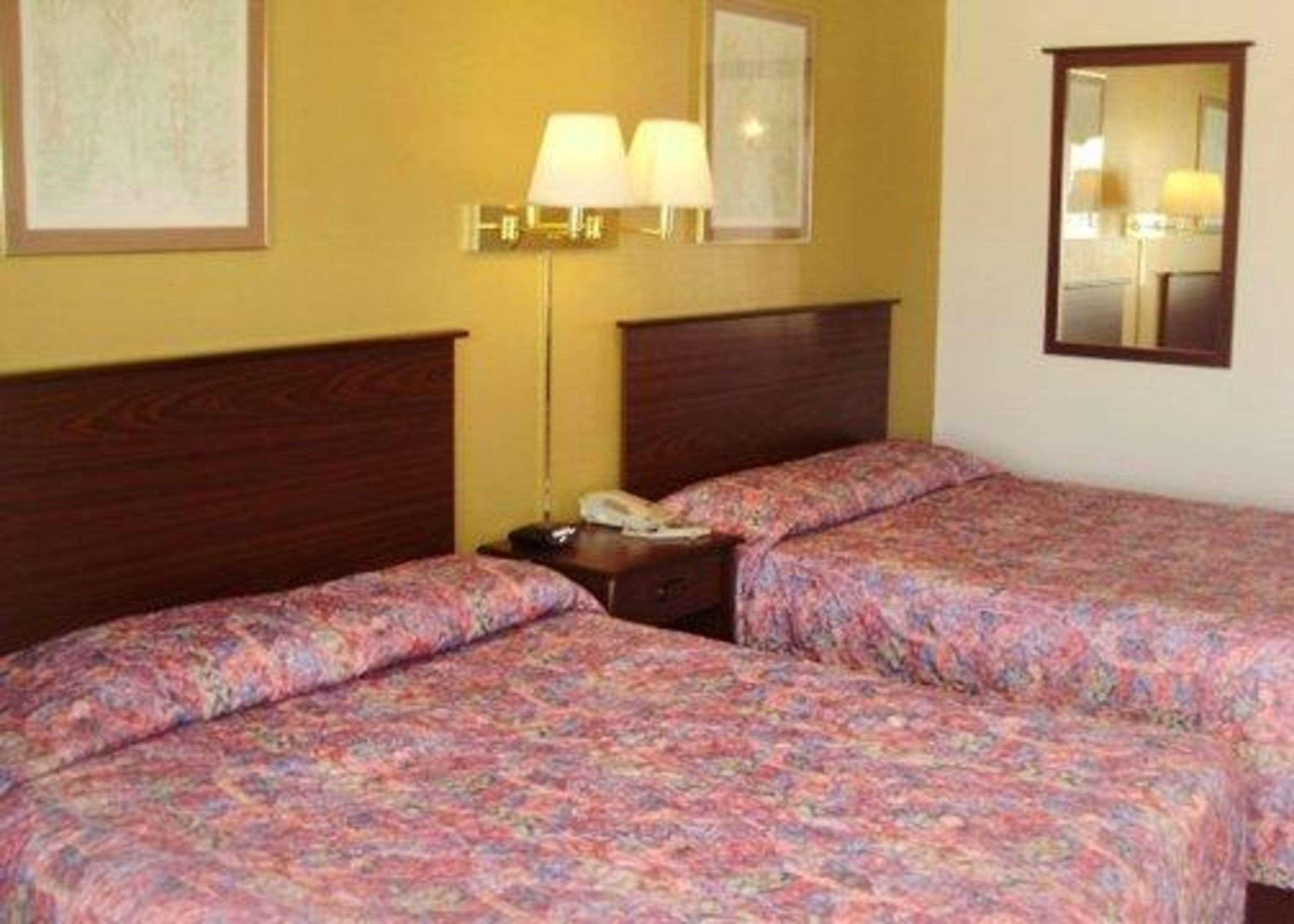 Rodeway Inn Goddard Zewnętrze zdjęcie